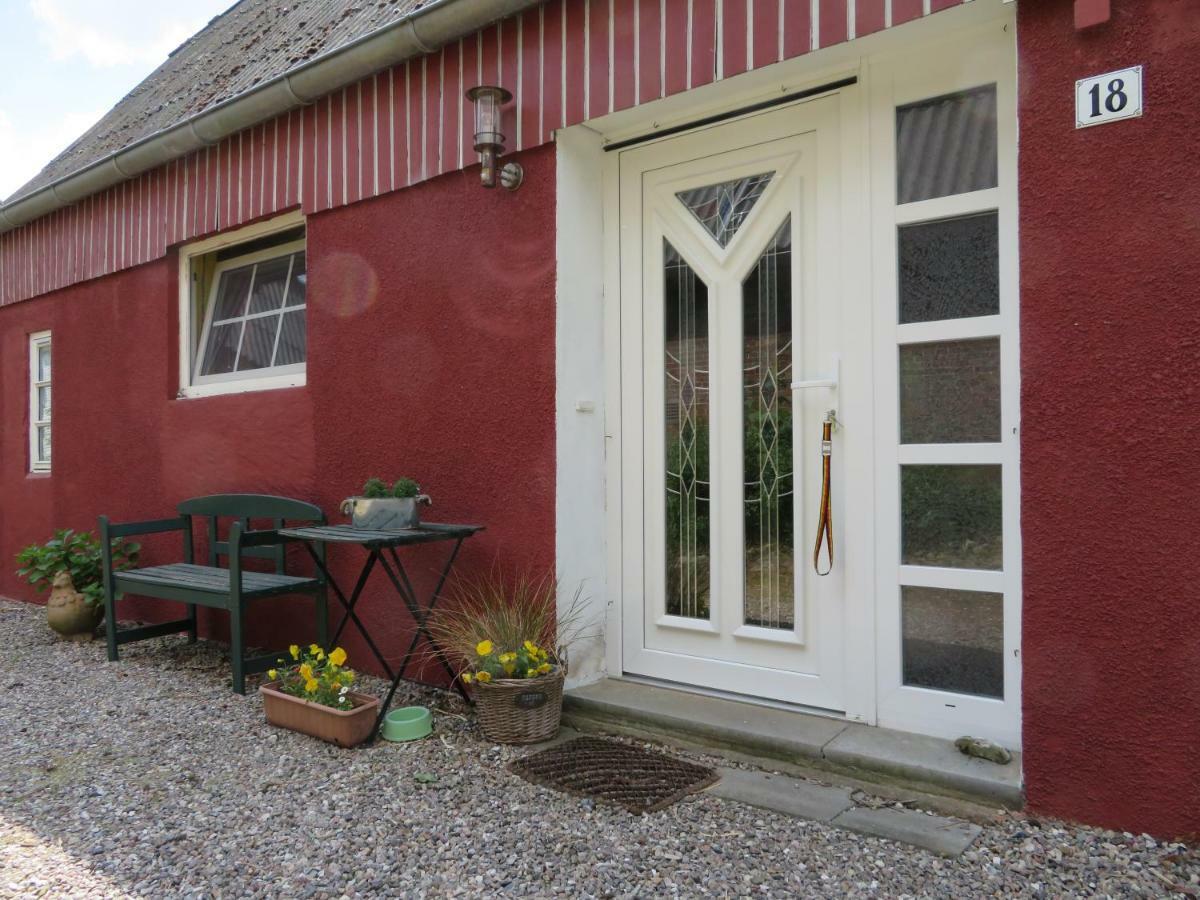 Ferienhaus Auf Vier-Linden-Hof Villa Kuden Exterior foto